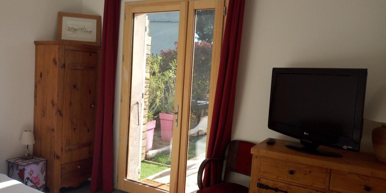 Studio Avec Jardin Au Pied Du Revard Dans Villa Aix-les-Bains Luaran gambar